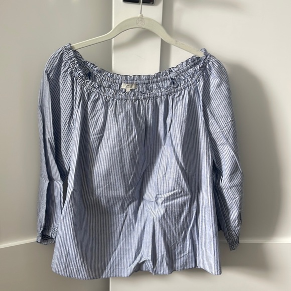 Strip, off the shoulder JOIE top - Picture 3 of 6